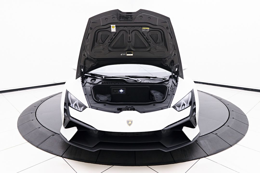 2024 Lamborghini Huracan Tecnica