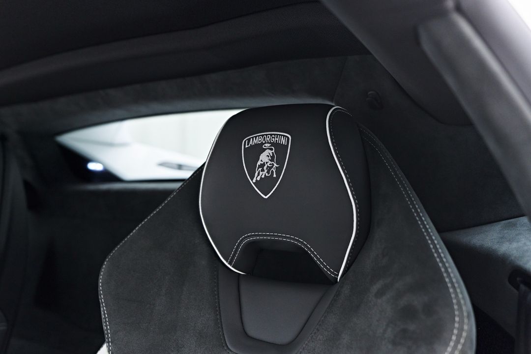 2024 Lamborghini Huracan Tecnica