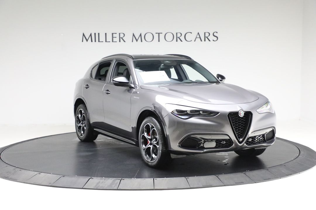 2025 Alfa Romeo Stelvio