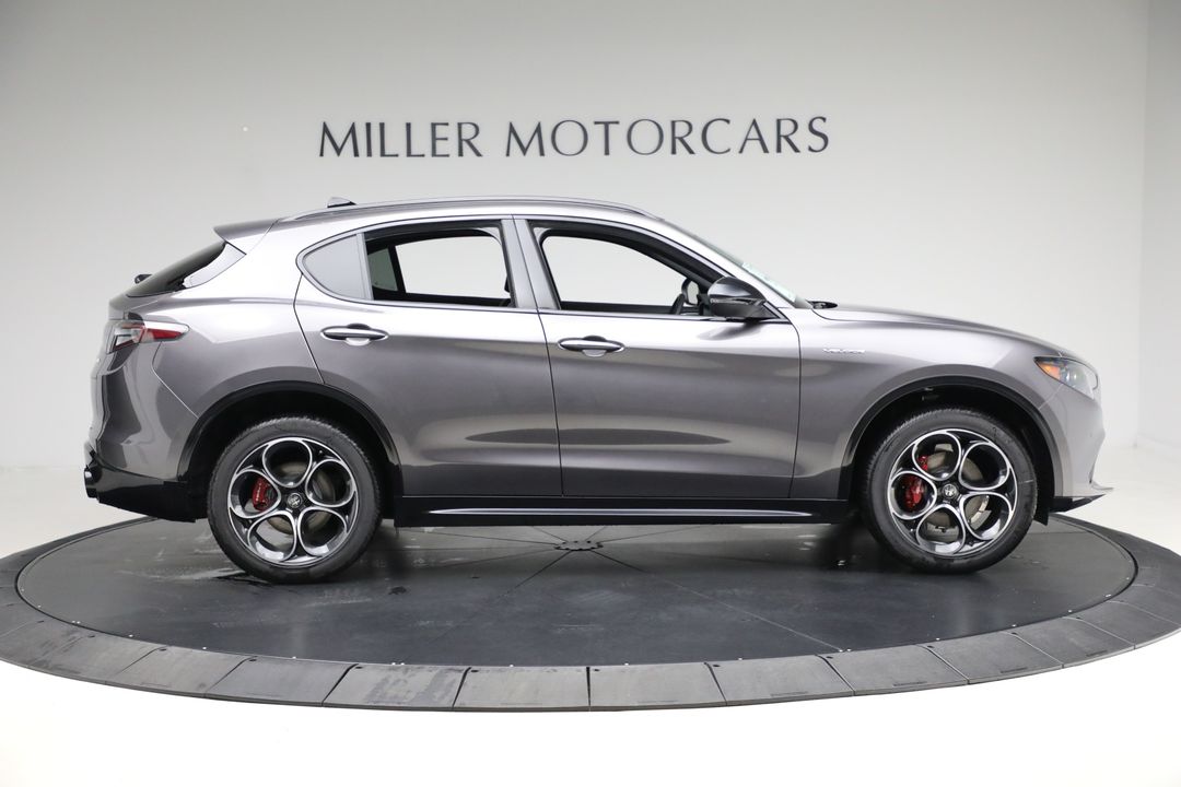 2025 Alfa Romeo Stelvio