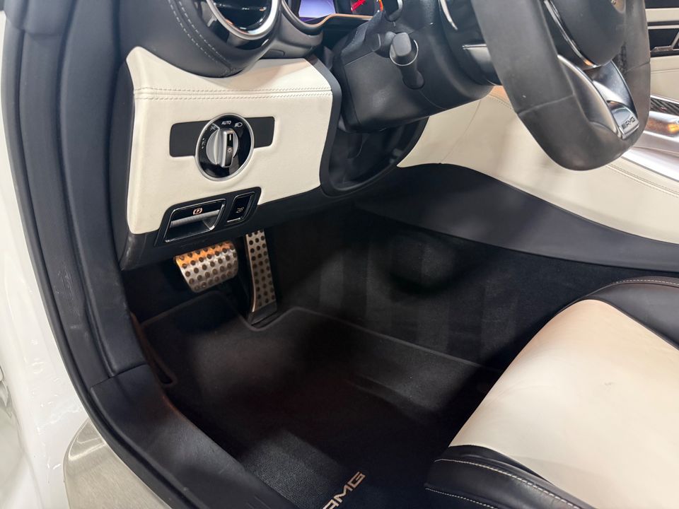 2016 Mercedes-Benz AMG GT S