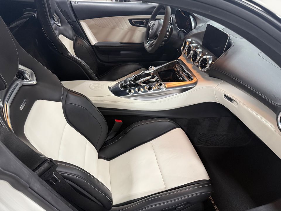 2016 Mercedes-Benz AMG GT S