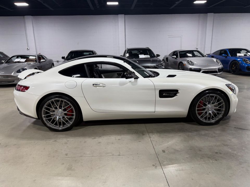 2016 Mercedes-Benz AMG GT S