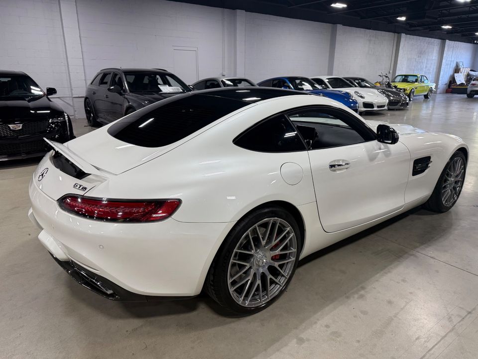 2016 Mercedes-Benz AMG GT S