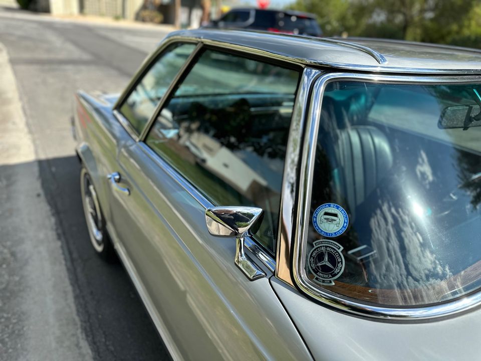 1969 Mercedes Benz 280SL