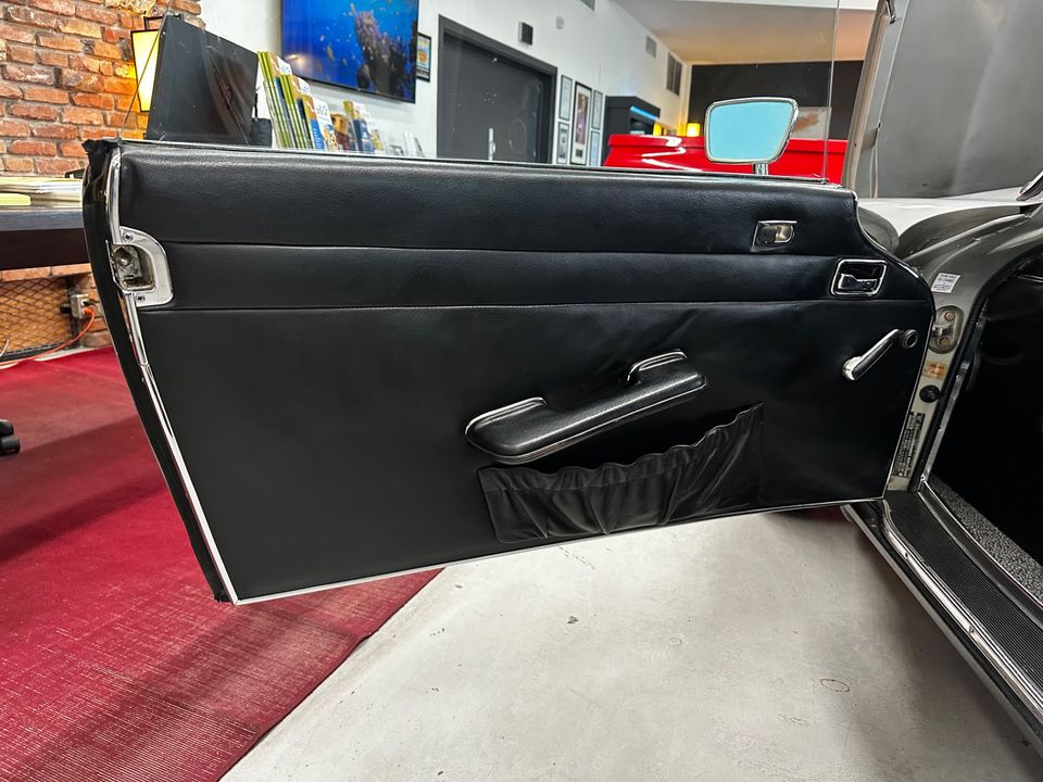 1969 Mercedes Benz 280SL