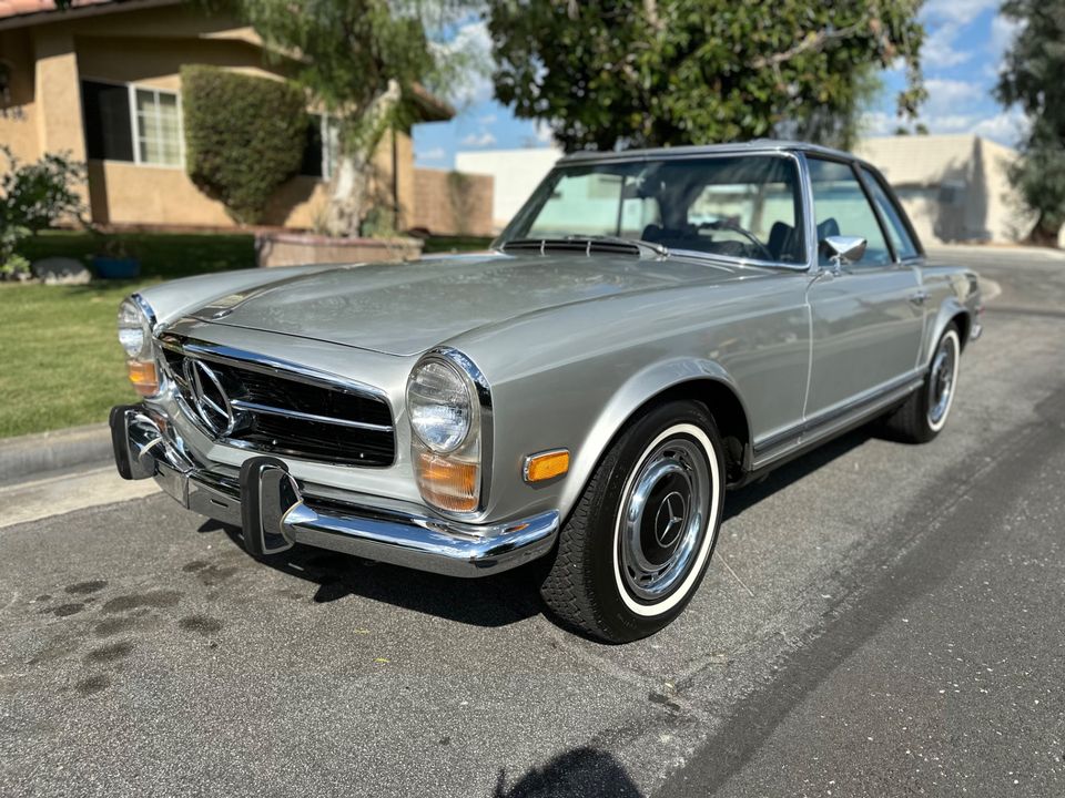 1969 Mercedes Benz 280SL