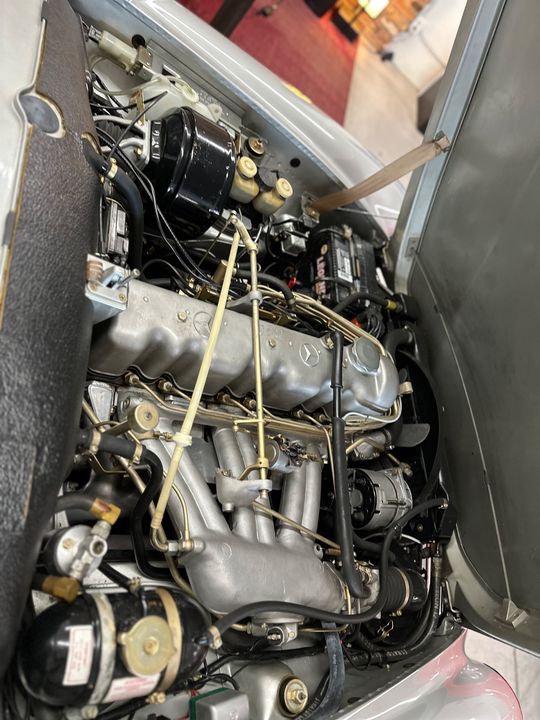 1969 Mercedes Benz 280SL