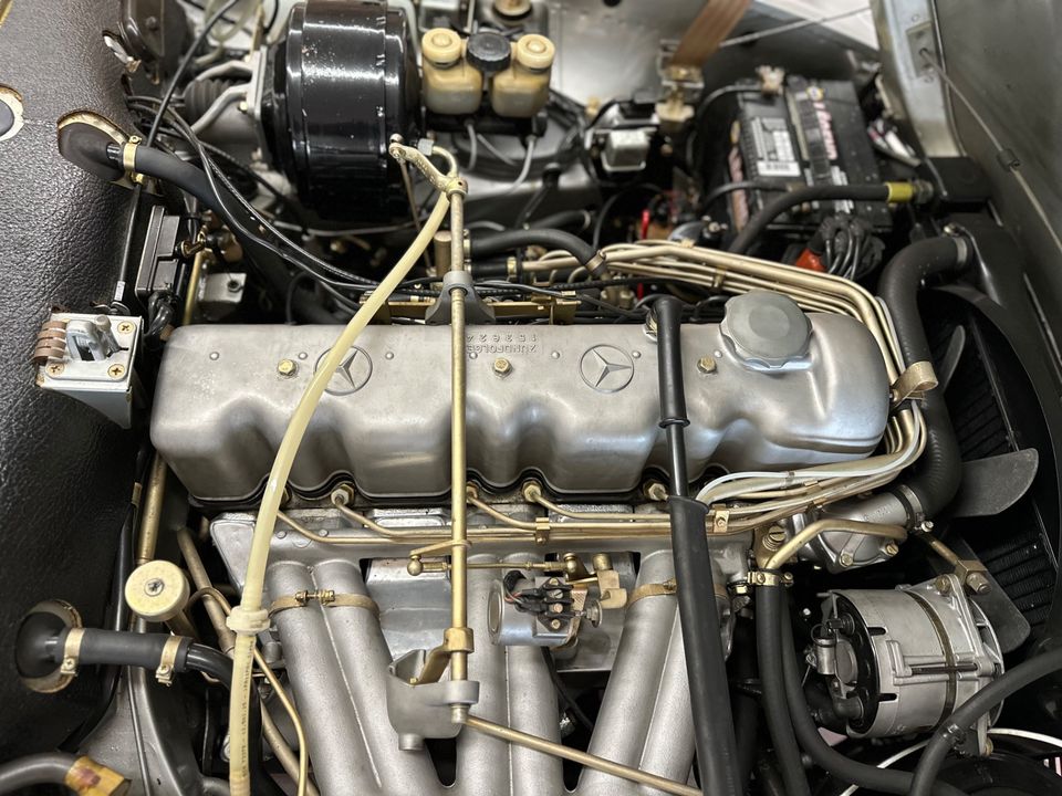 1969 Mercedes Benz 280SL