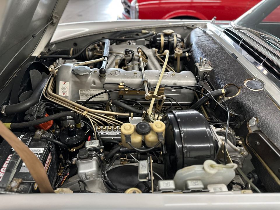 1969 Mercedes Benz 280SL