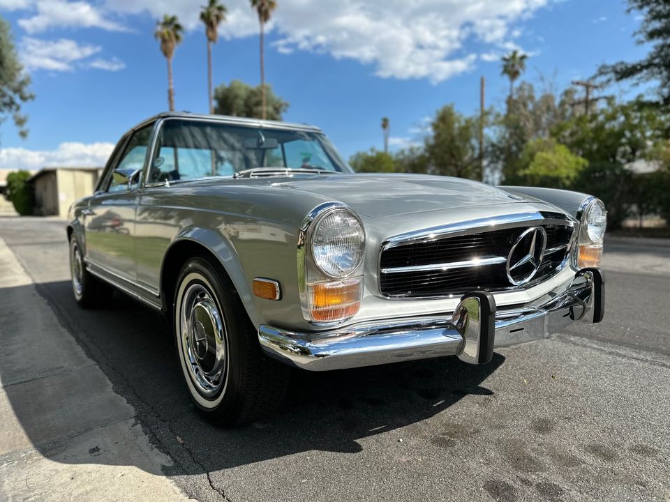 1969 Mercedes Benz 280SL