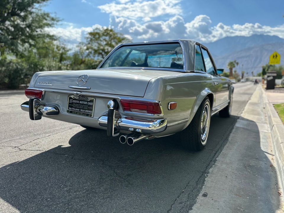 1969 Mercedes Benz 280SL