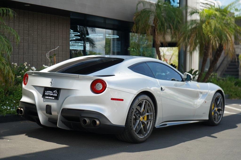 2015 Ferrari F12