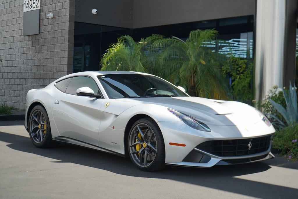 2015 Ferrari F12