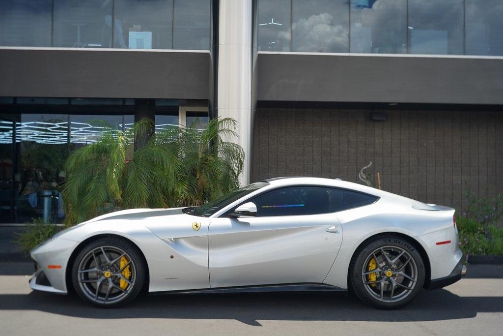 2015 Ferrari F12
