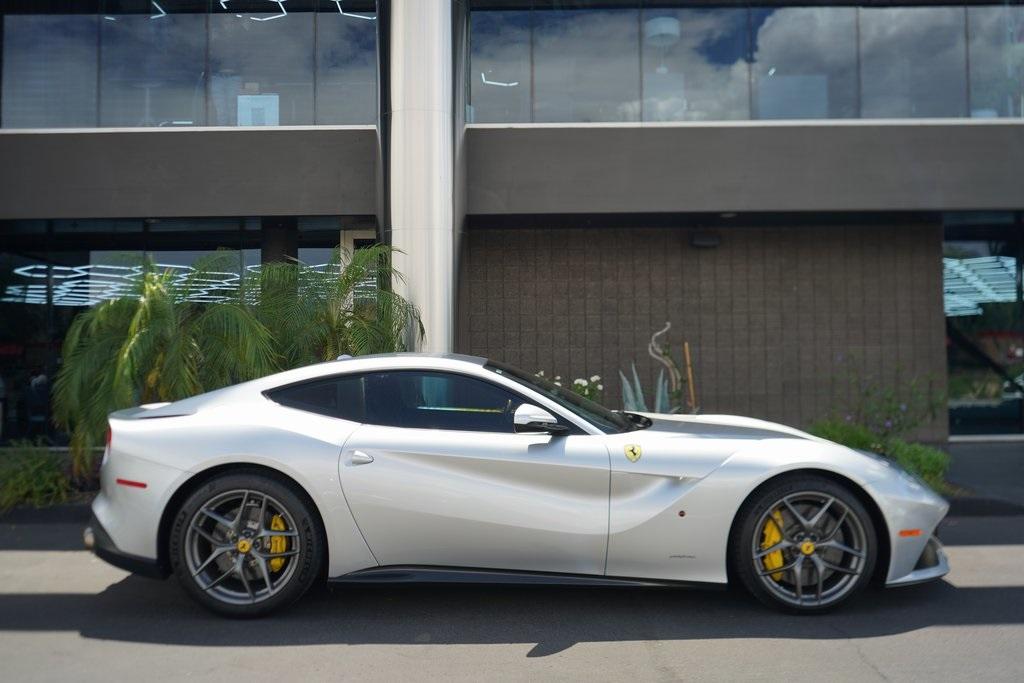 2015 Ferrari F12