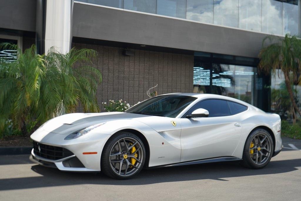 2015 Ferrari F12