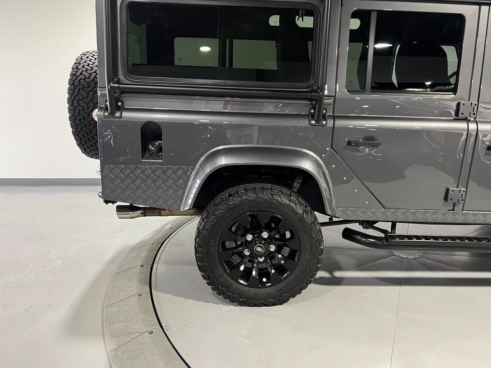 1988 ECD HAND BUILT CUSTOM DEFENDER 110