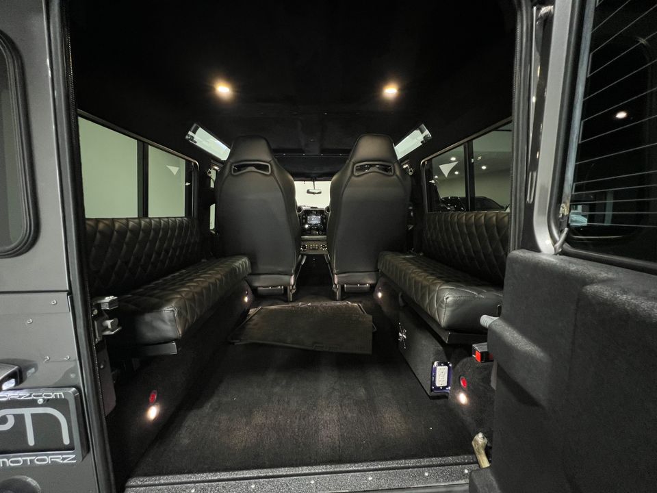 1988 ECD HAND BUILT CUSTOM DEFENDER 110