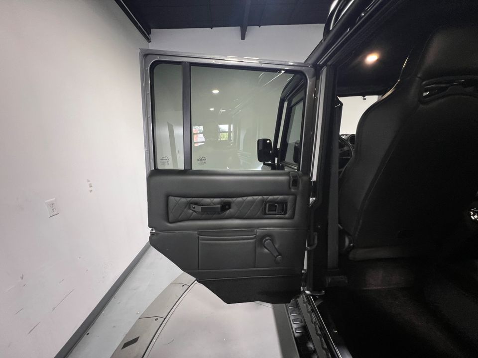 1988 ECD HAND BUILT CUSTOM DEFENDER 110