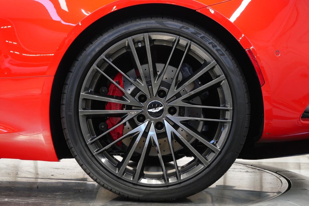 2023 Aston Martin DBS