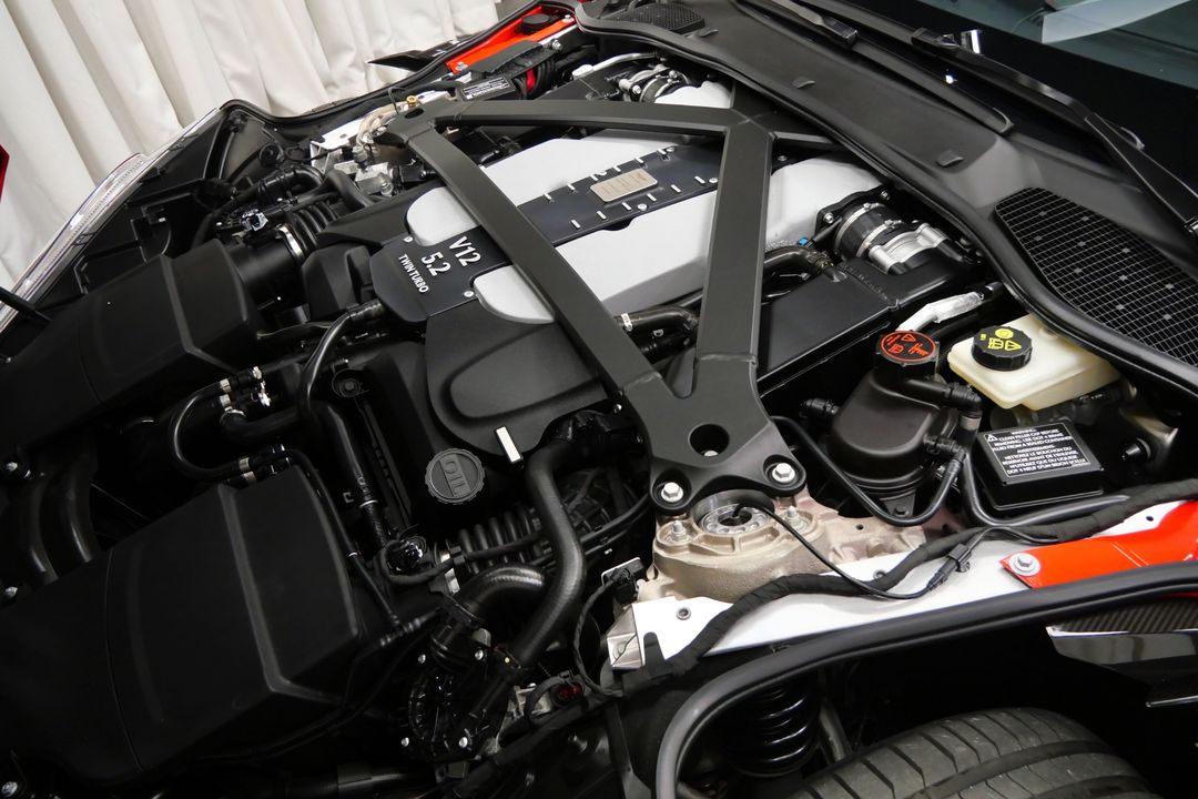 2023 Aston Martin DBS