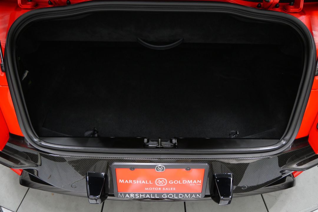 2023 Aston Martin DBS