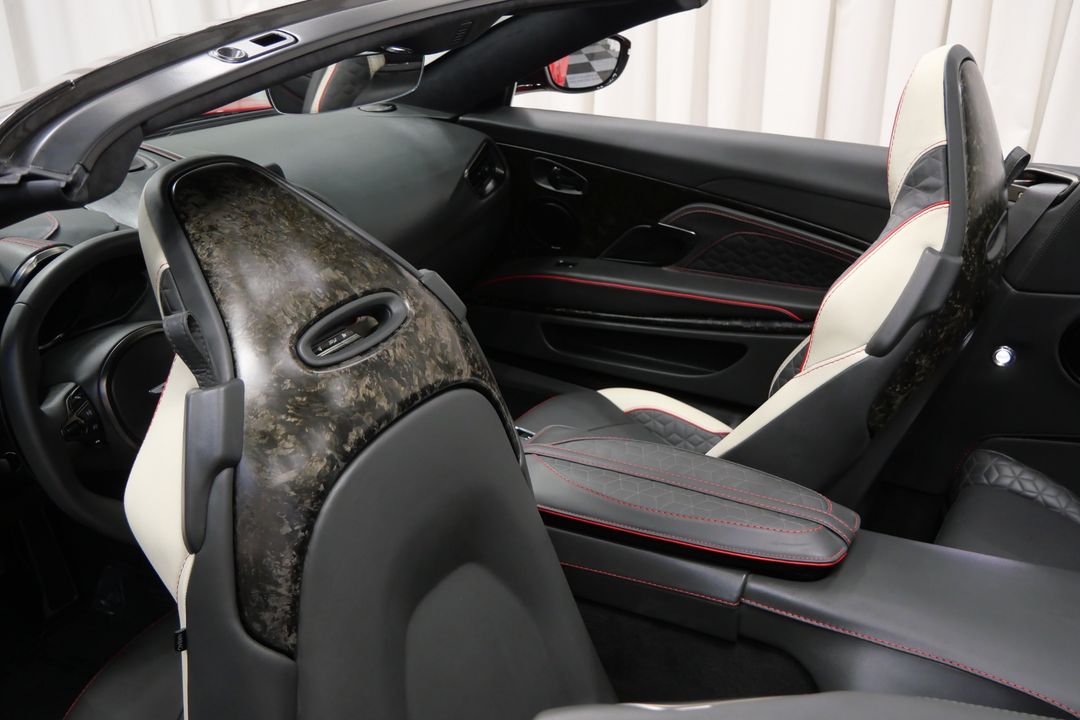 2023 Aston Martin DBS