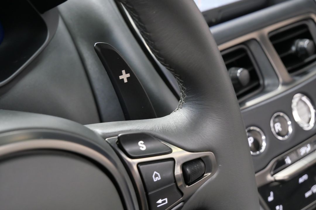 2023 Aston Martin DBS