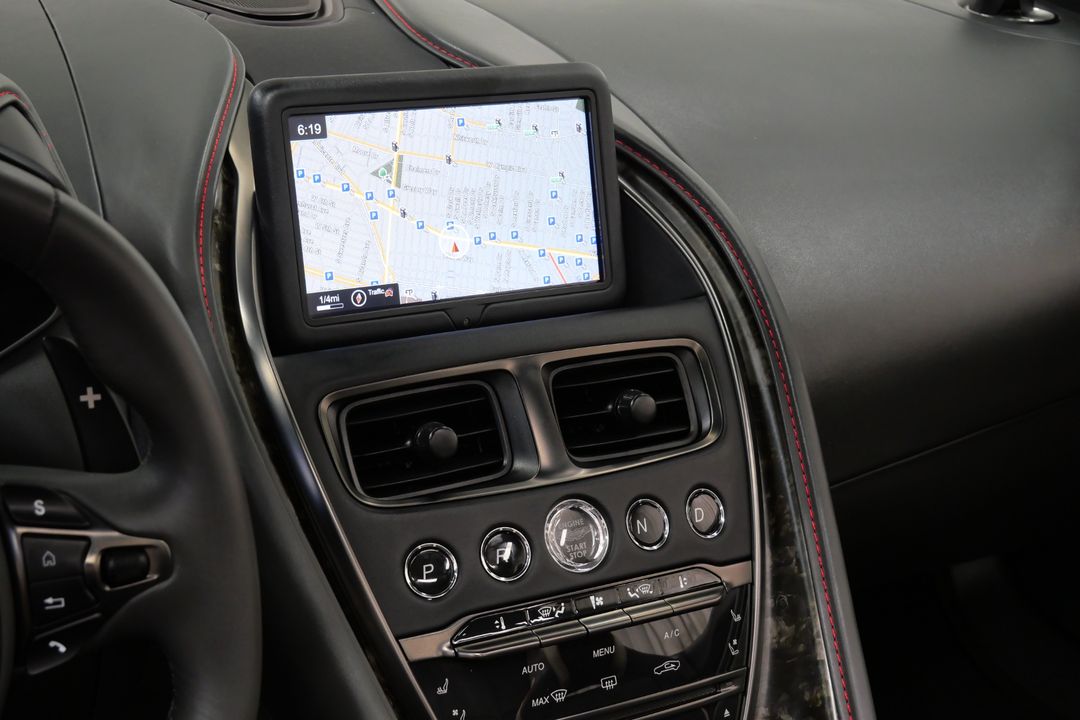 2023 Aston Martin DBS