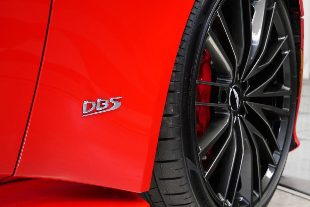2023 Aston Martin DBS