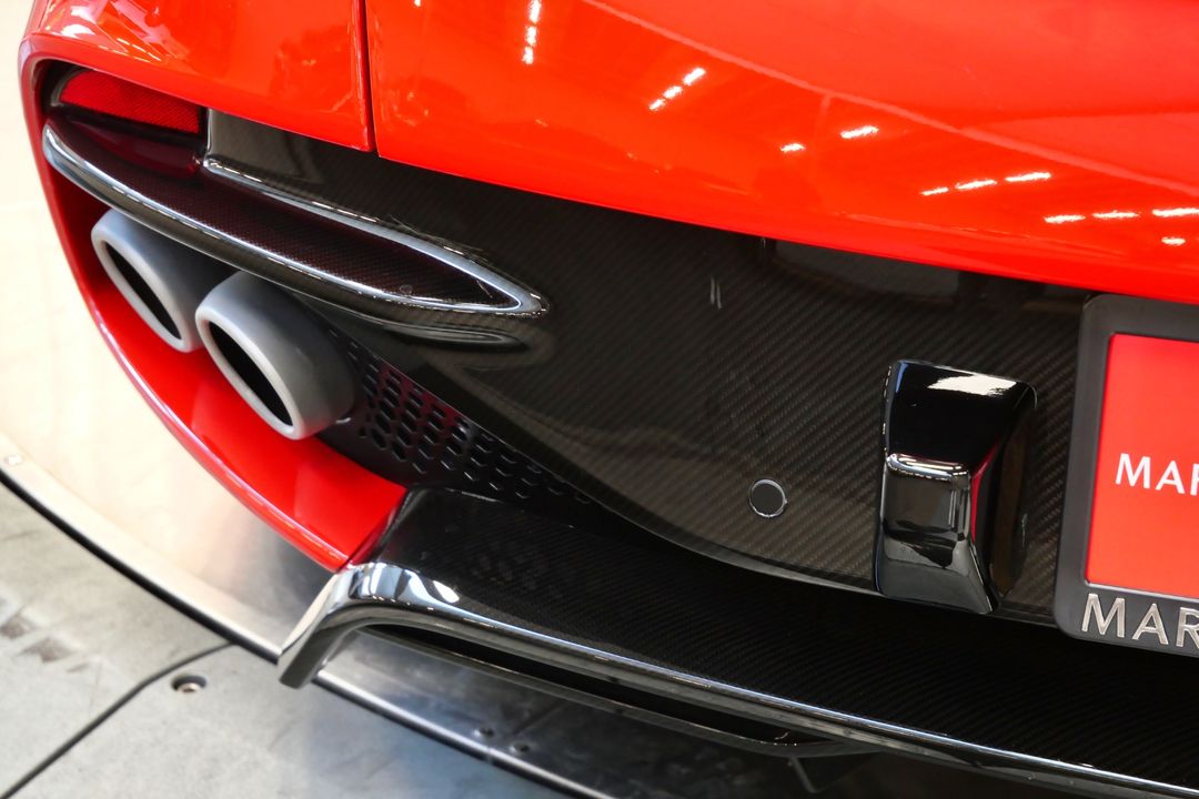 2023 Aston Martin DBS