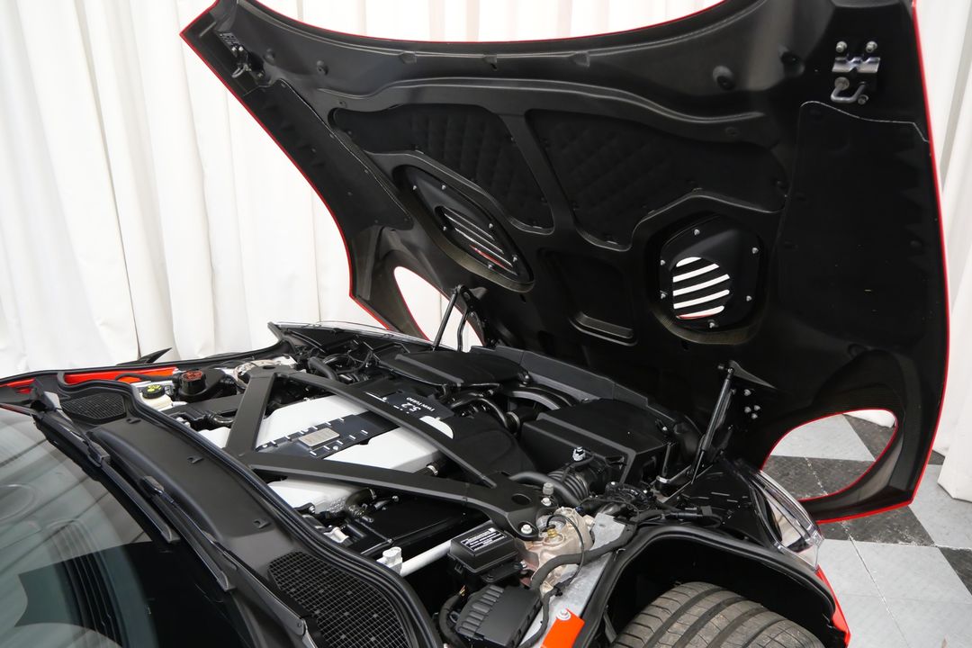 2023 Aston Martin DBS