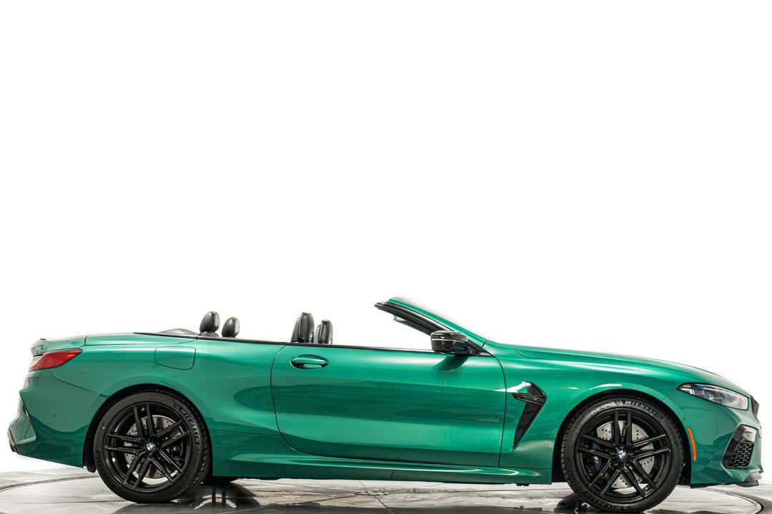 2025 BMW M8