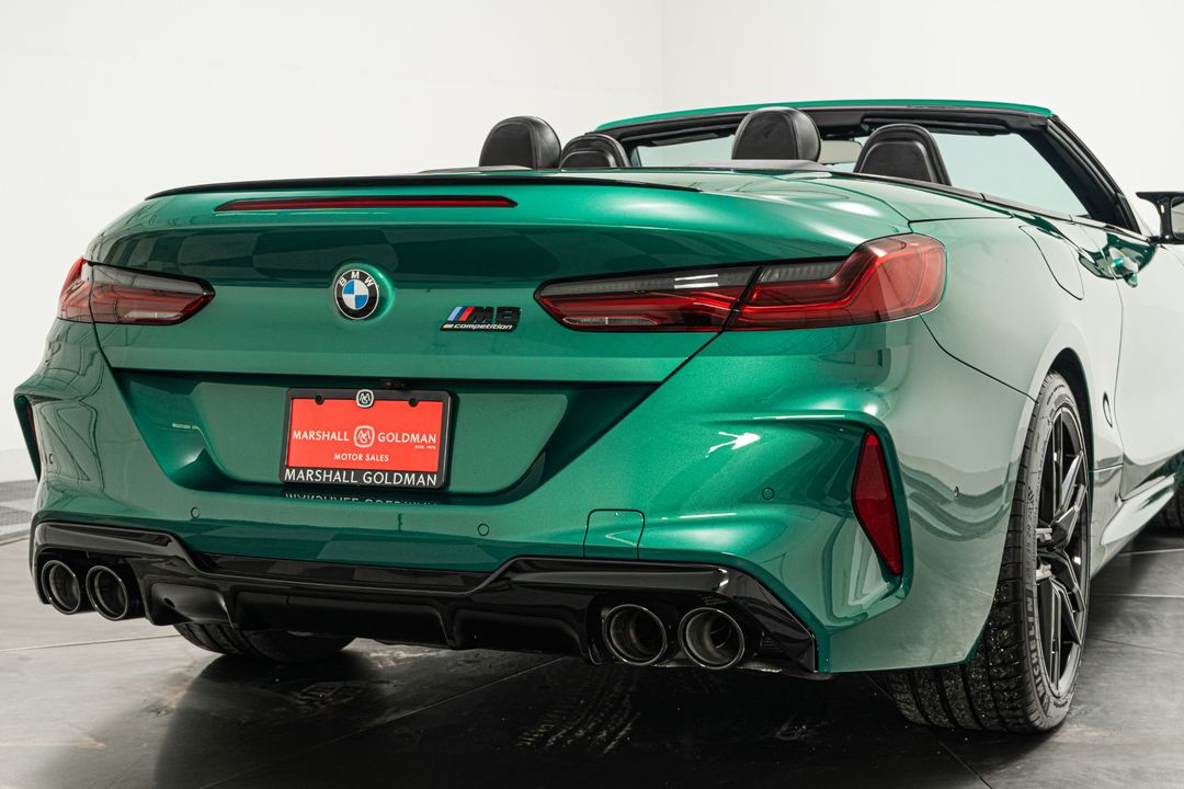 2025 BMW M8