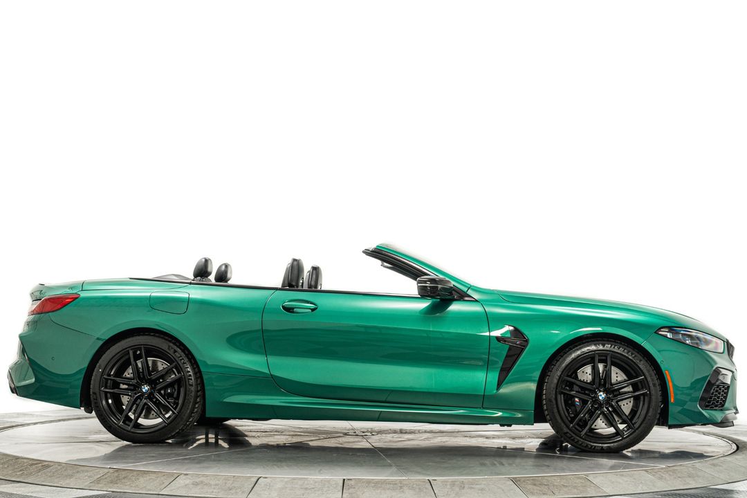 2025 BMW M8