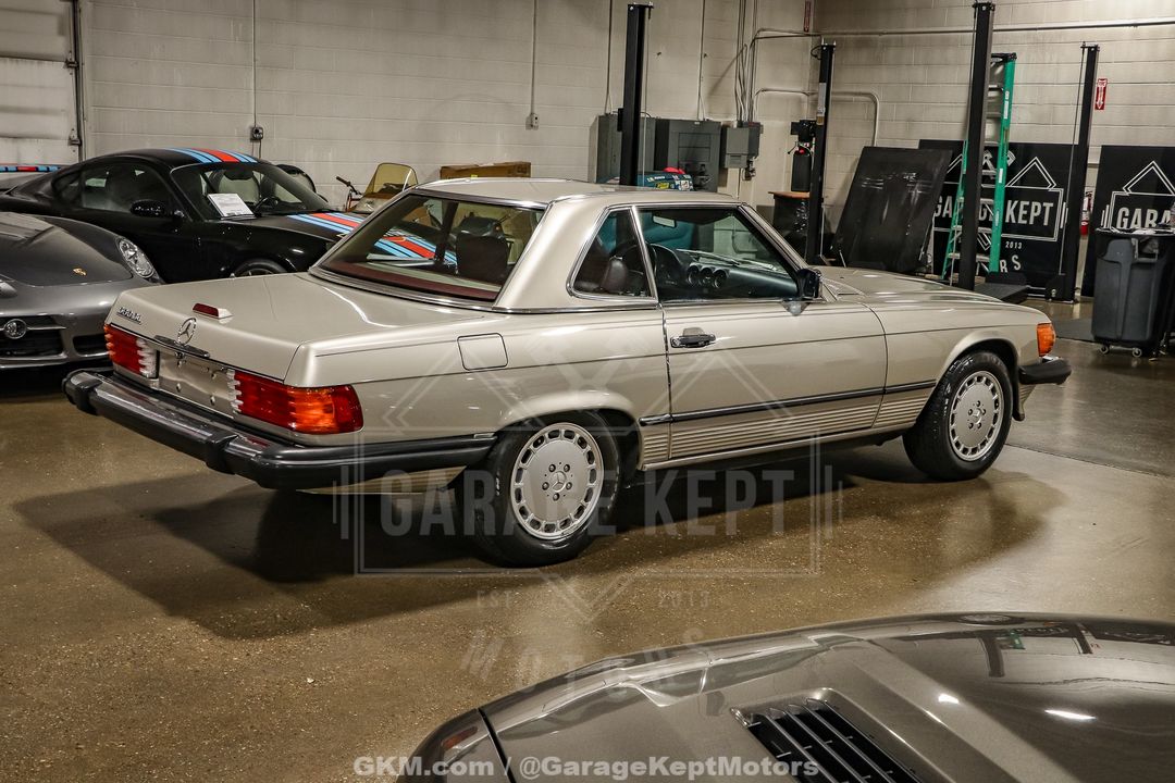 1986 Mercedes-Benz 560SL