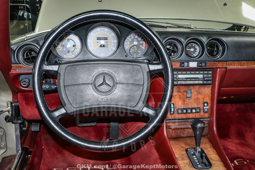 1986 Mercedes-Benz 560SL