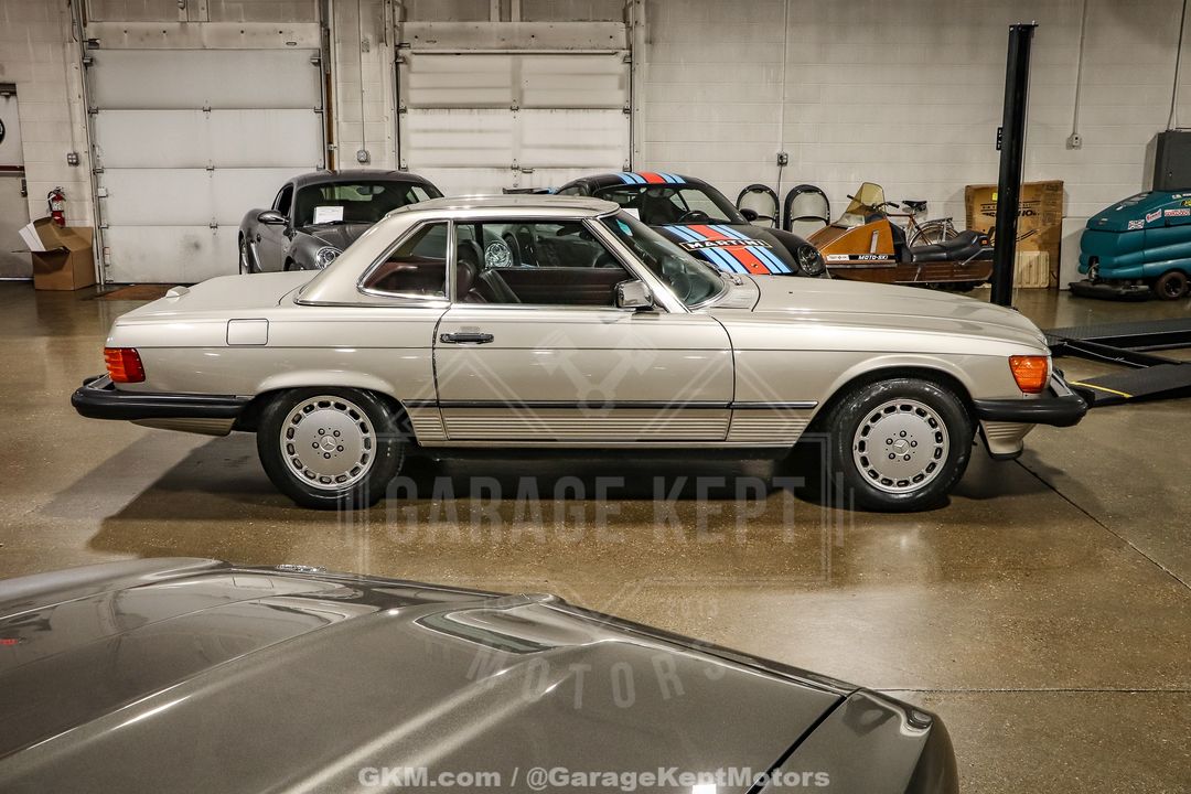 1986 Mercedes-Benz 560SL