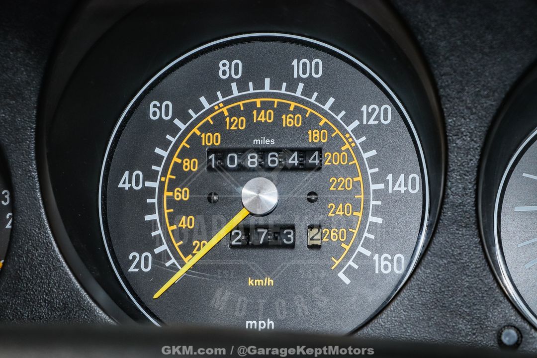 1986 Mercedes-Benz 560SL