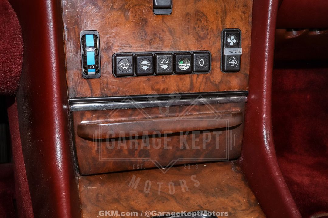 1986 Mercedes-Benz 560SL