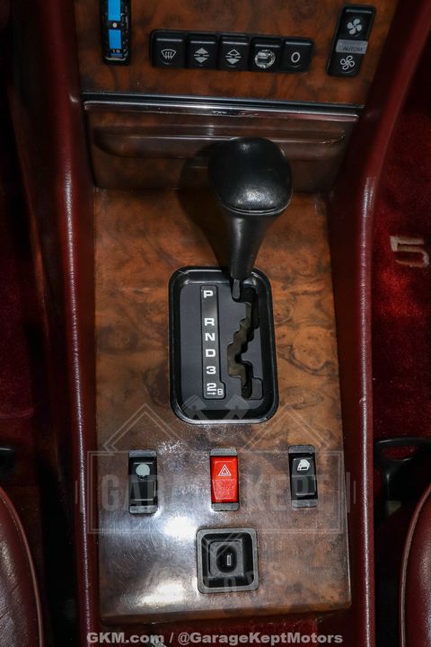 1986 Mercedes-Benz 560SL