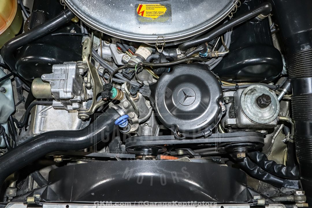 1986 Mercedes-Benz 560SL