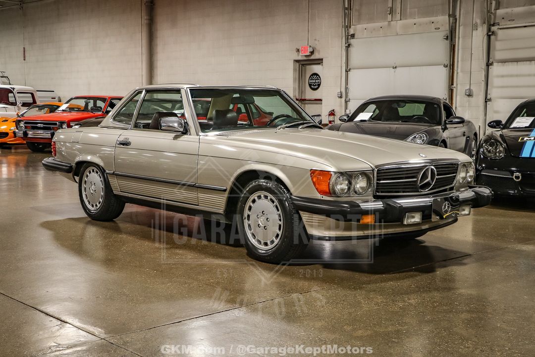 1986 Mercedes-Benz 560SL