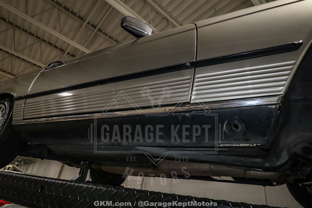 1986 Mercedes-Benz 560SL