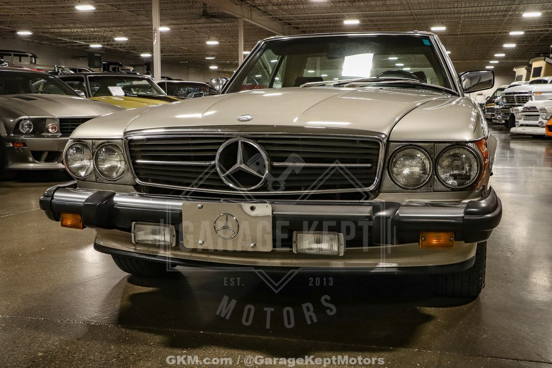 1986 Mercedes-Benz 560SL