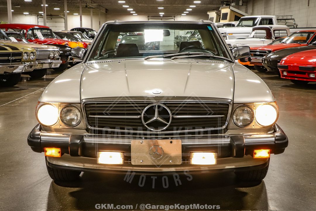 1986 Mercedes-Benz 560SL