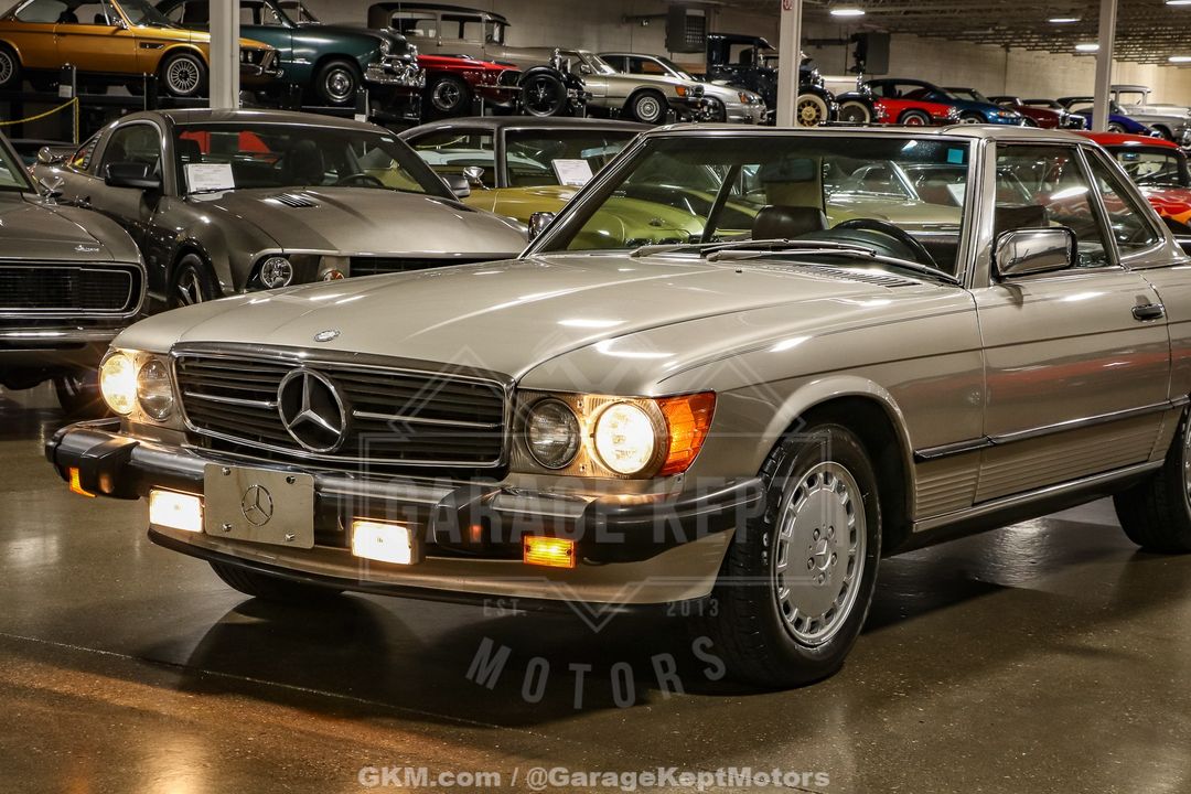1986 Mercedes-Benz 560SL