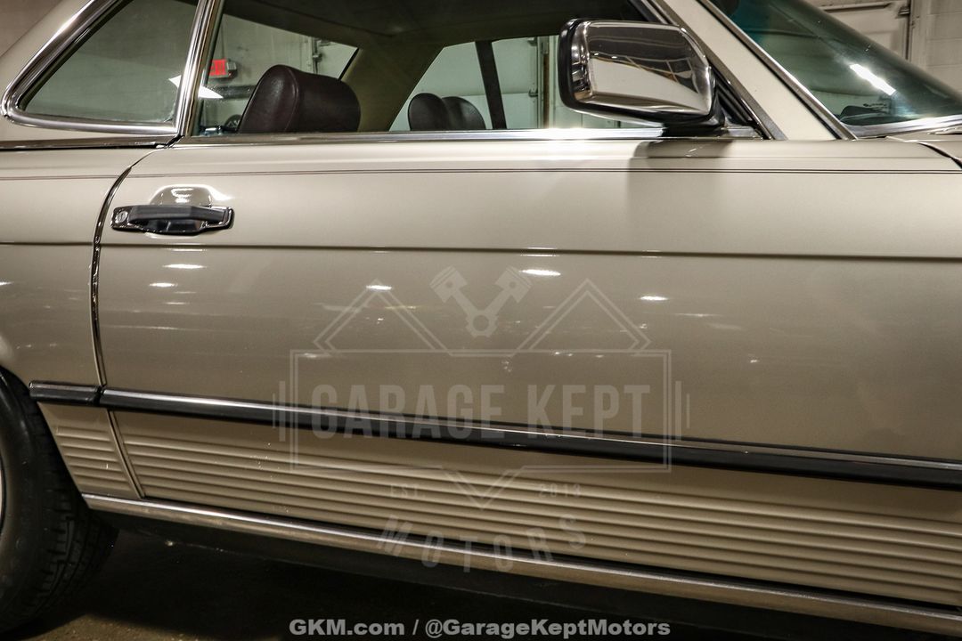 1986 Mercedes-Benz 560SL