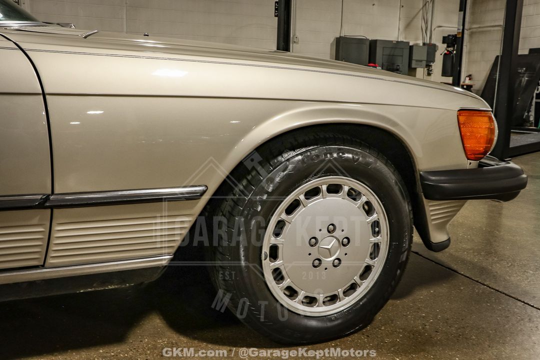 1986 Mercedes-Benz 560SL